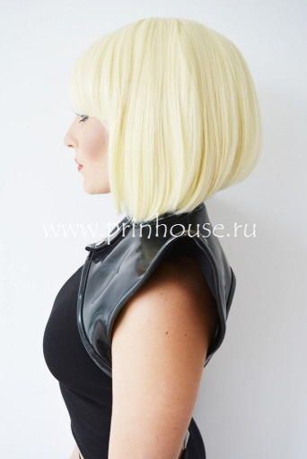 Фото Парик искусственный каре с челкой Цвет блонд - магазин  "Домик Принцессы"