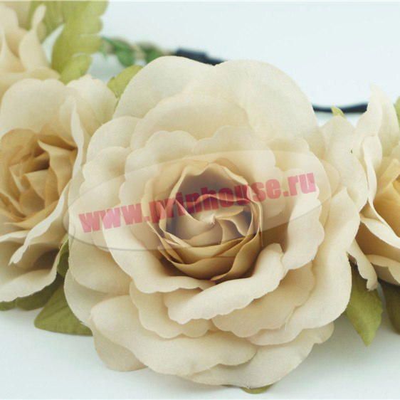 Фото Ободок из пышных больших белых цветов - магазин  "Домик Принцессы"