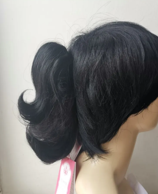 Фото Короткий хвост на крабе из японского канекалона цвет 1О черный - магазин  "Домик Принцессы"