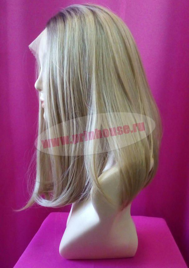 Фото Парик искусственный на сетке песочный темный блонд каре до плеч омбре CASUAL - магазин  "Домик Принцессы"