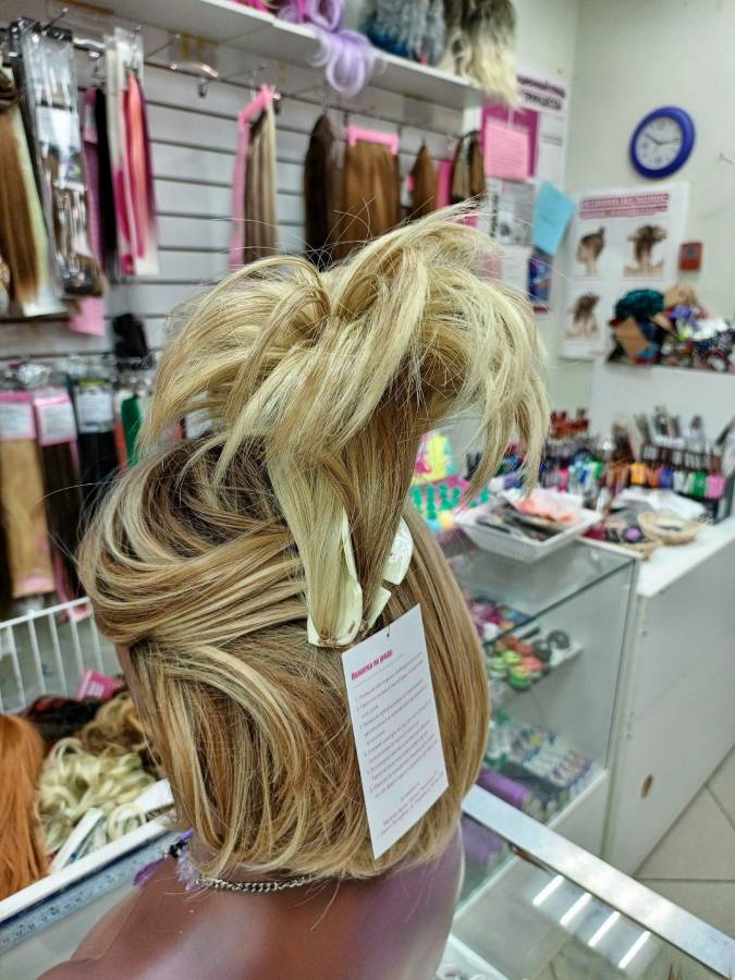 Фото Хвост фонтан на крабе цвет 16НО613 мелирование - магазин  "Домик Принцессы"