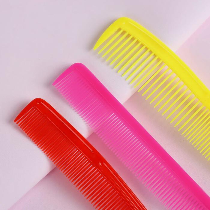 Фото Набор расчёсок с разными зубчиками и разных цветов - магазин  "Домик Принцессы"