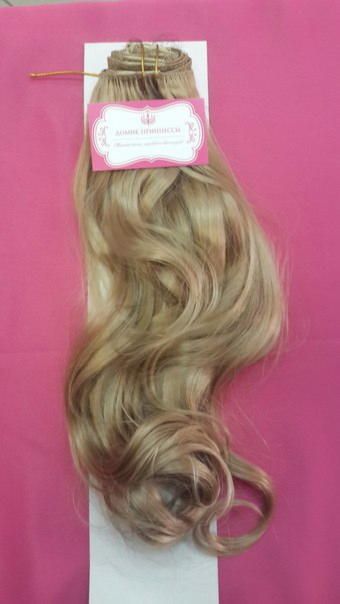 Фото Волосы искусственные канекалон термо на заколках 8 лент 45 см локоны Цвет 16 - магазин  "Домик Принцессы"